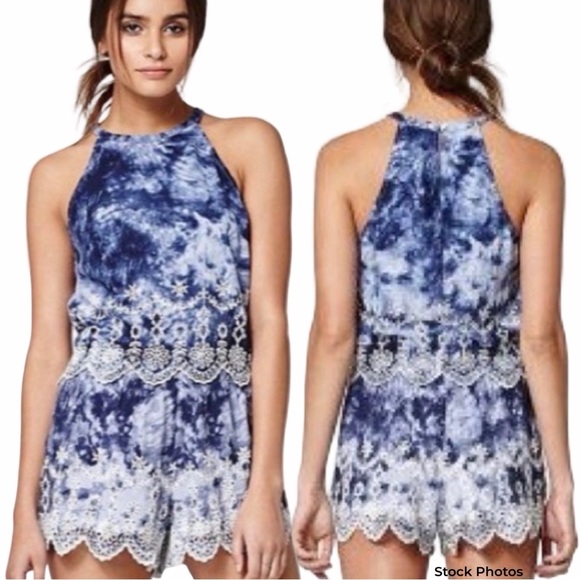 Kendall & Kylie Blue & White Tie Dye Boho Embroidered Shorts Medium - Picture 7 of 9